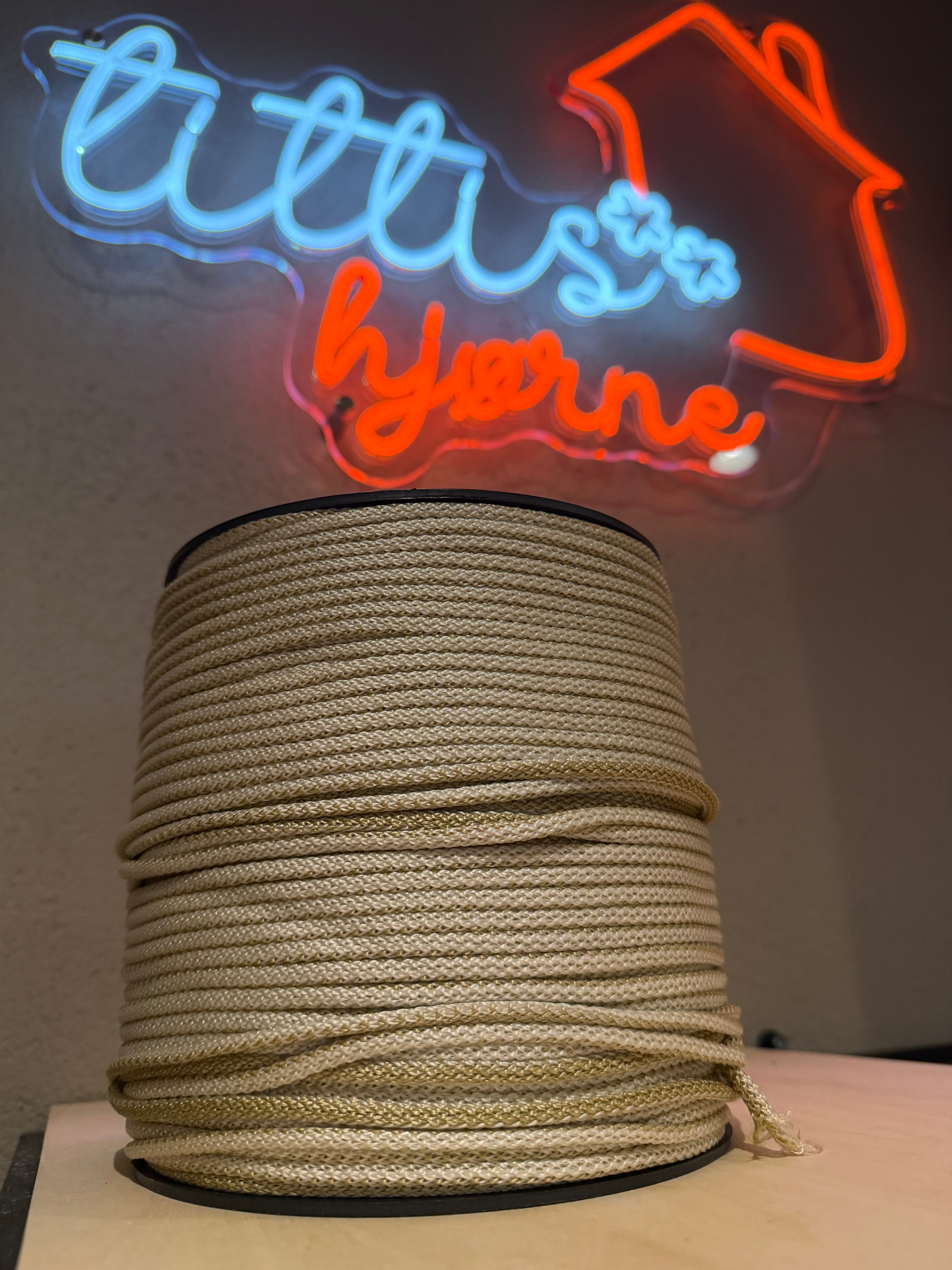Cords 5 -6 mm - Fargetone: Kvit