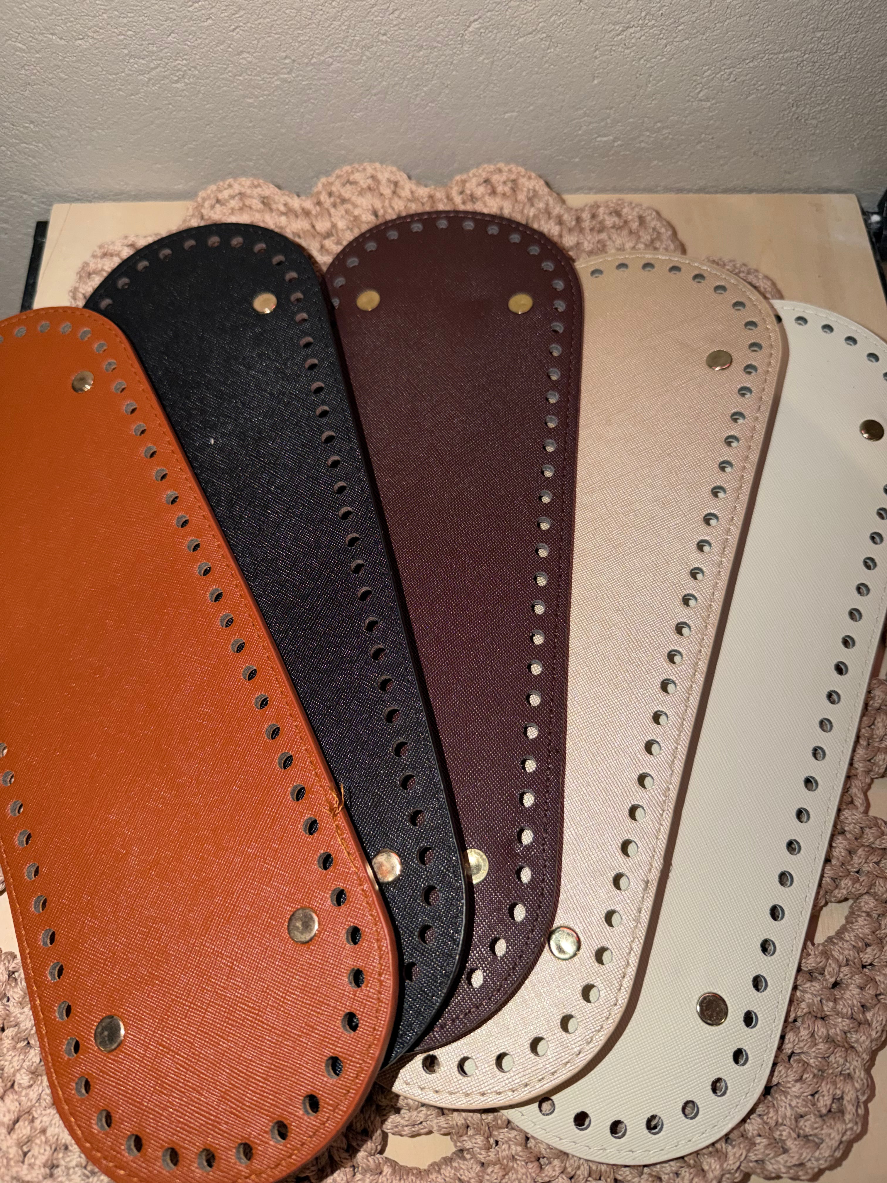 Bunnar med føtter - 30 x 10 cm