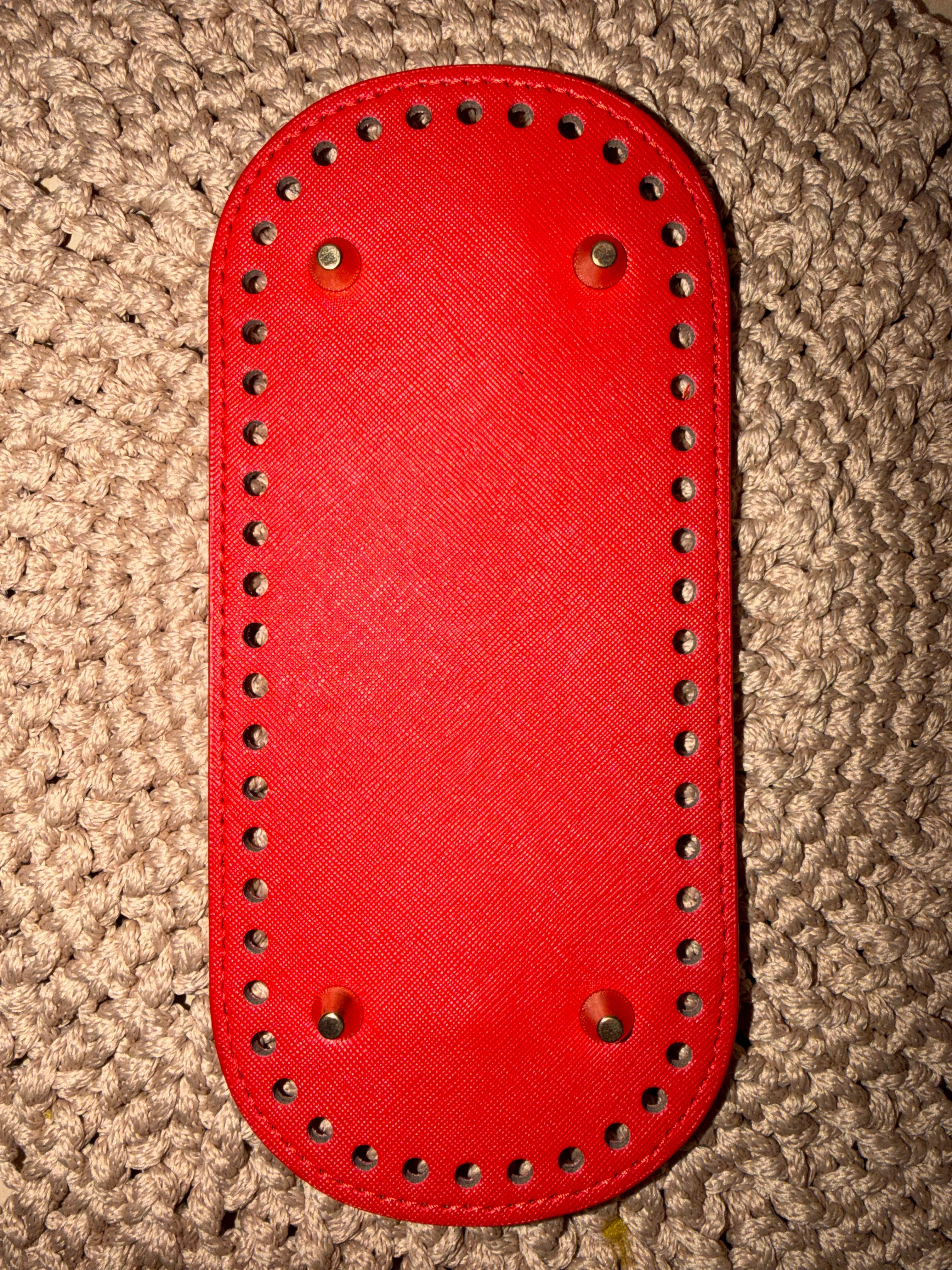 Bunnar m/føtter - 22 x 10 cm