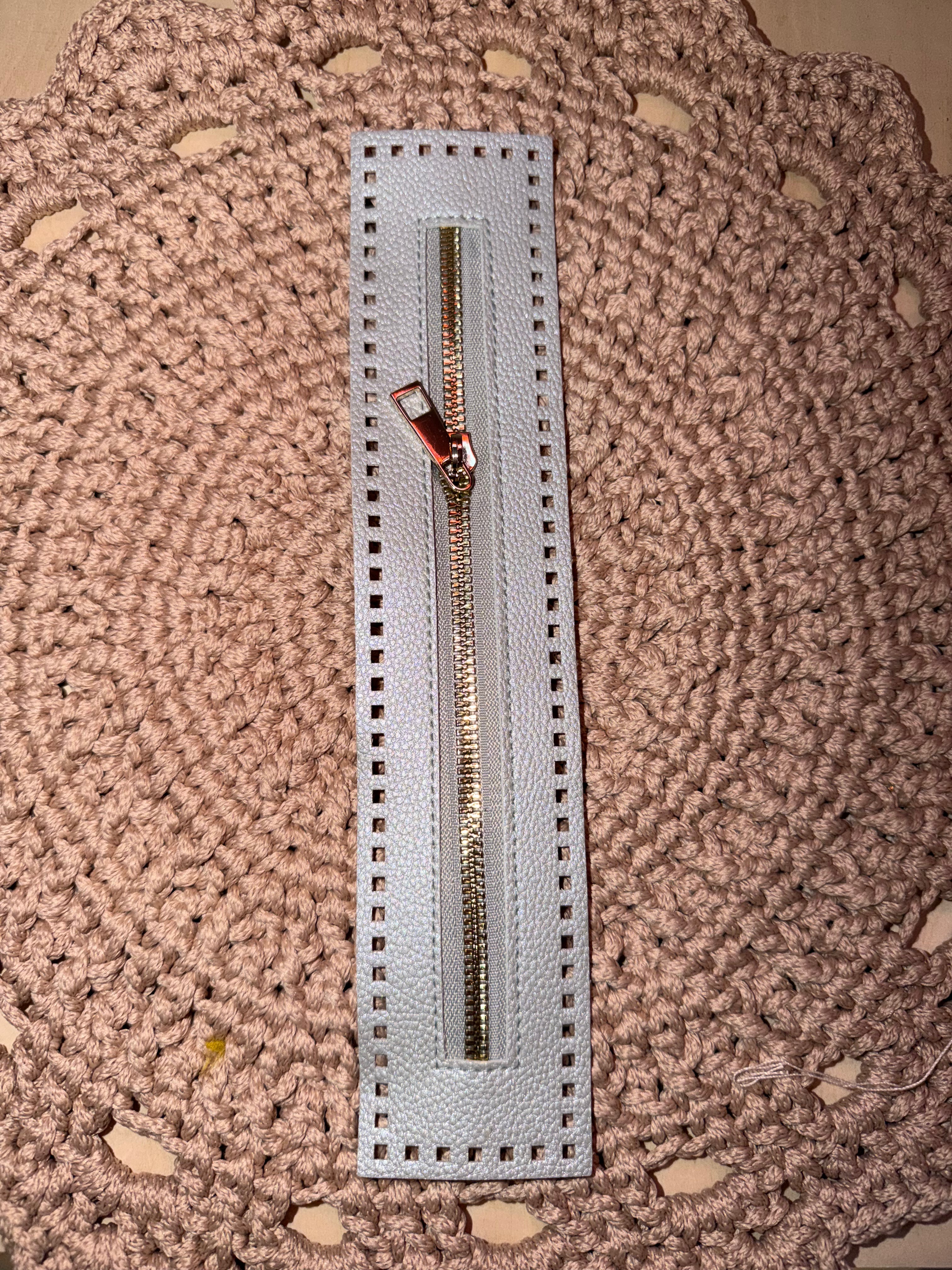 Glidelås 27 cm, lukka ender grøn - blå - raud
