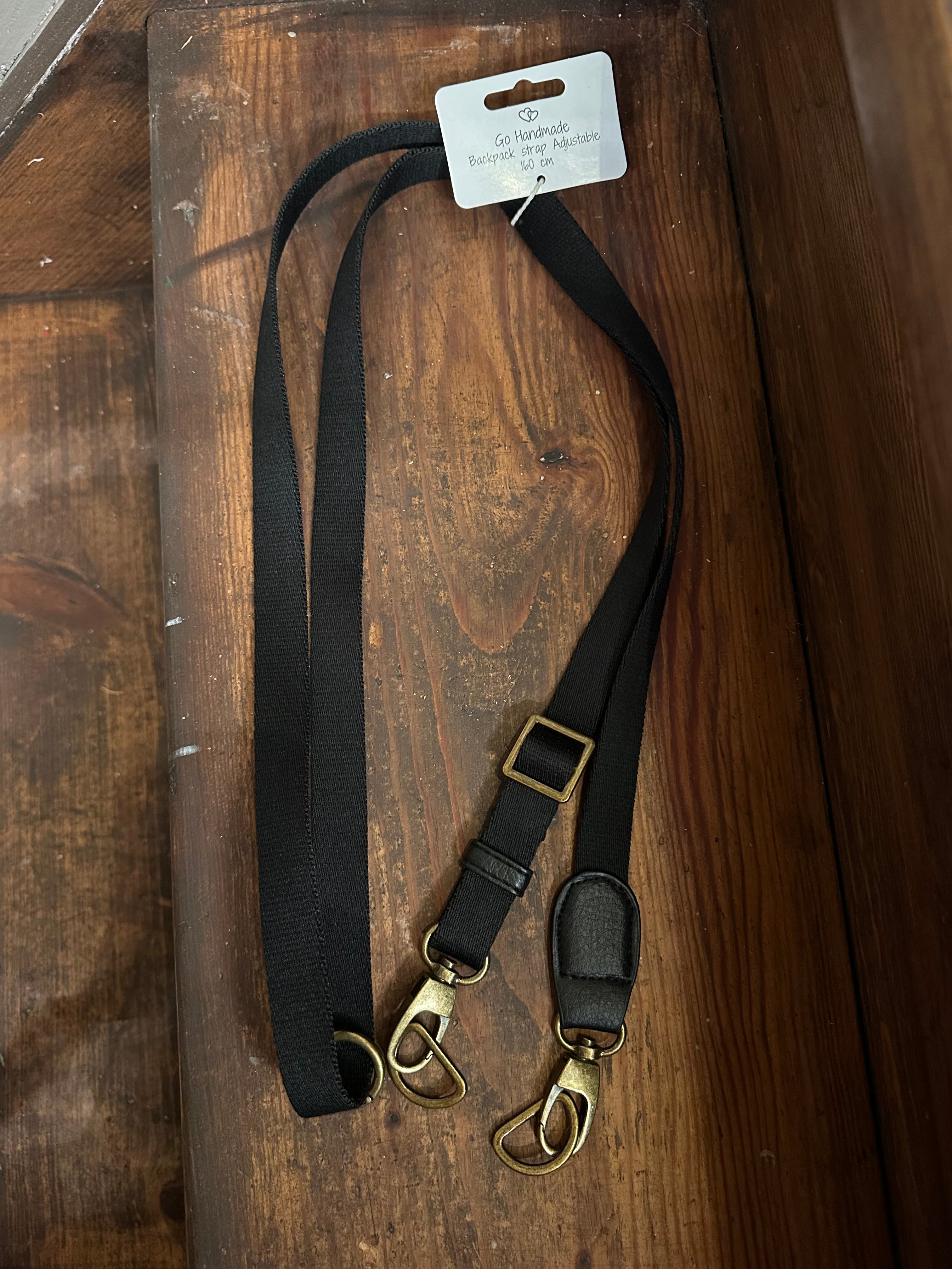 Veskehandtak, reimer/stropper til sekkar og mageveske