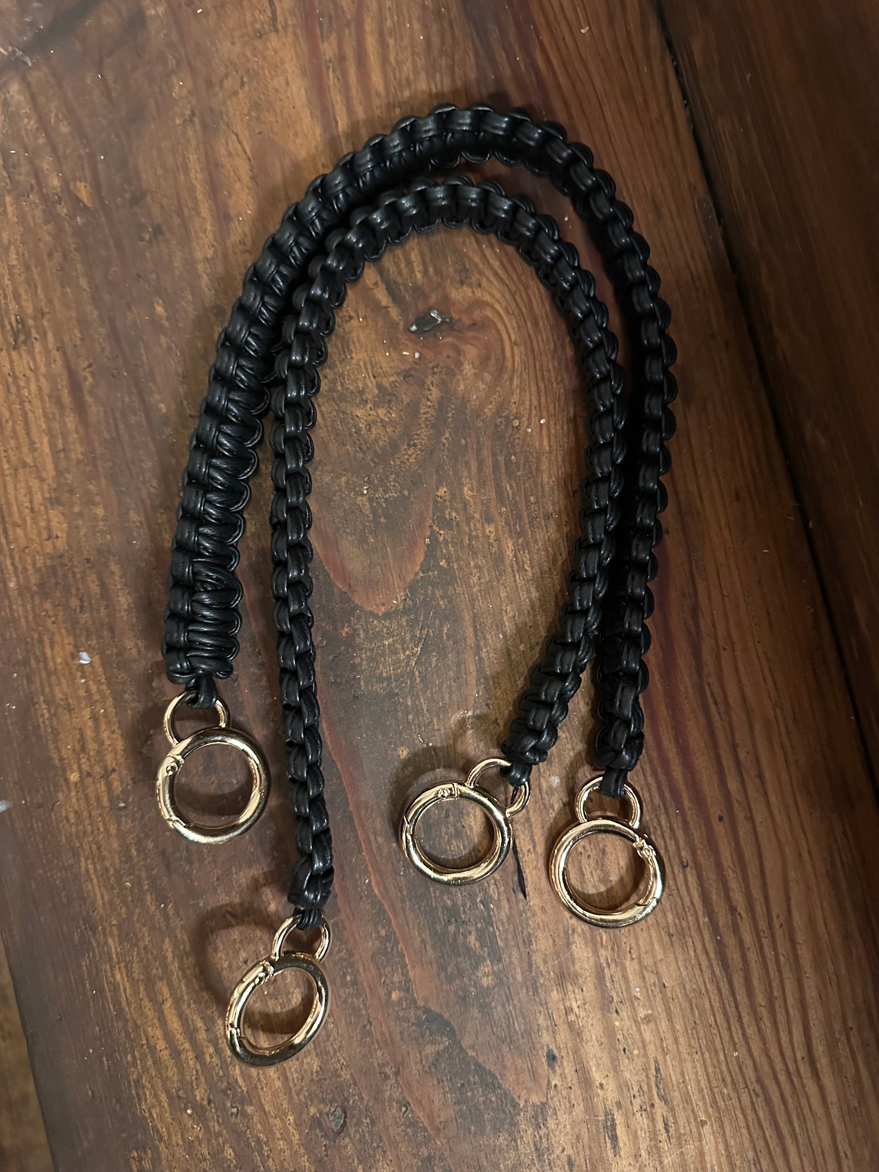 Veskehandtak, reimer/stropper til sekkar og mageveske